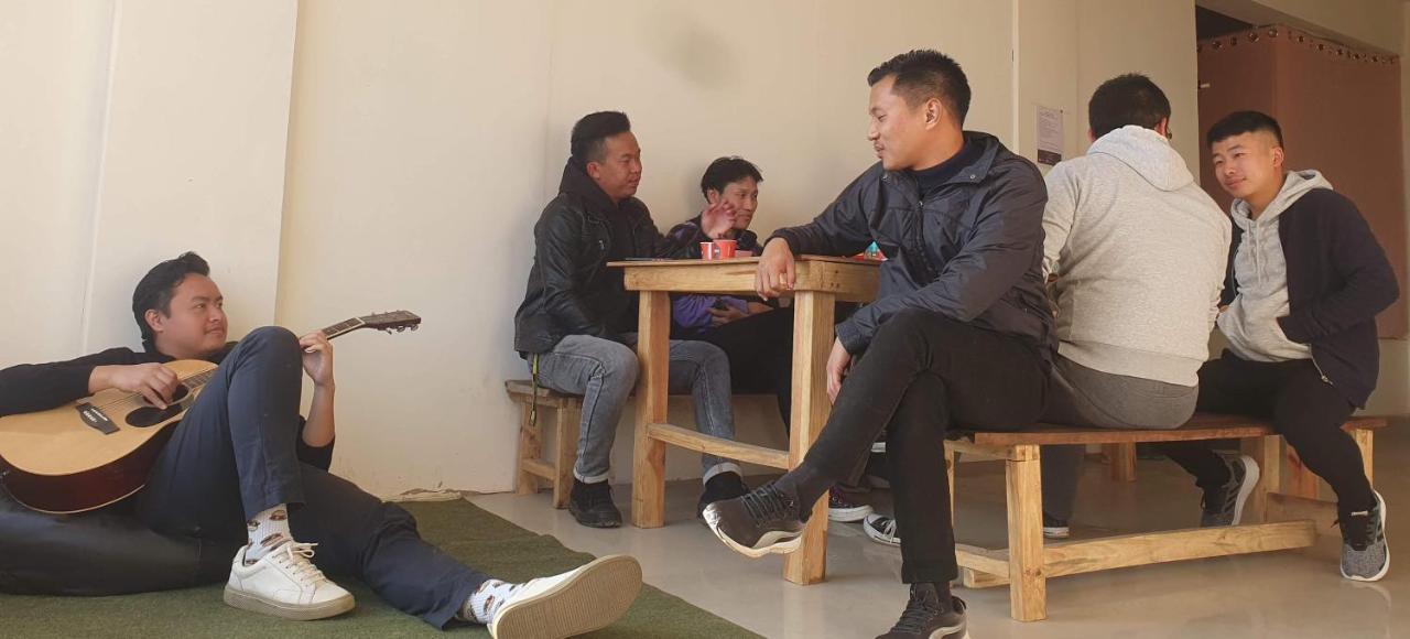 Mechueki Backpacker Hostel By Trulynaga Kohima Ngoại thất bức ảnh